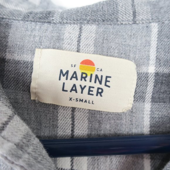 Marine Layer Women's Button Up Shirt Size X Small Split tail back - Picture 3 of 6